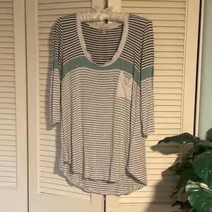 Anthropologie Bordeaux Gray and White Striped 3/4  Sleeve Top